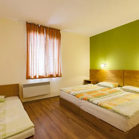 Prázdninový areál Sinia Vir Eco